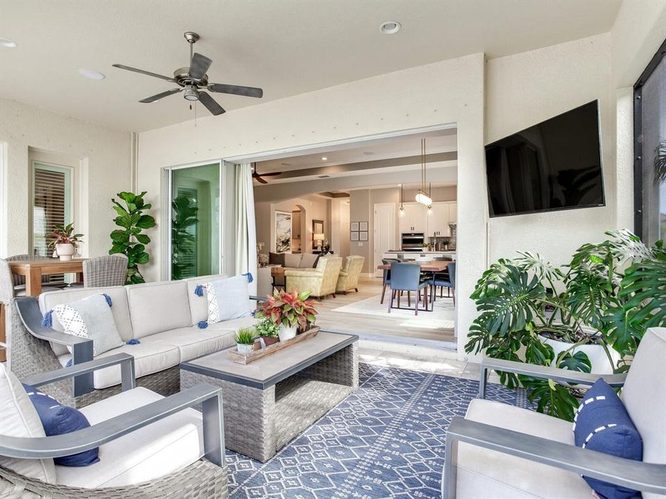 Active With Contract: $999,000 (3 beds, 2 baths, 2521 Square Feet)