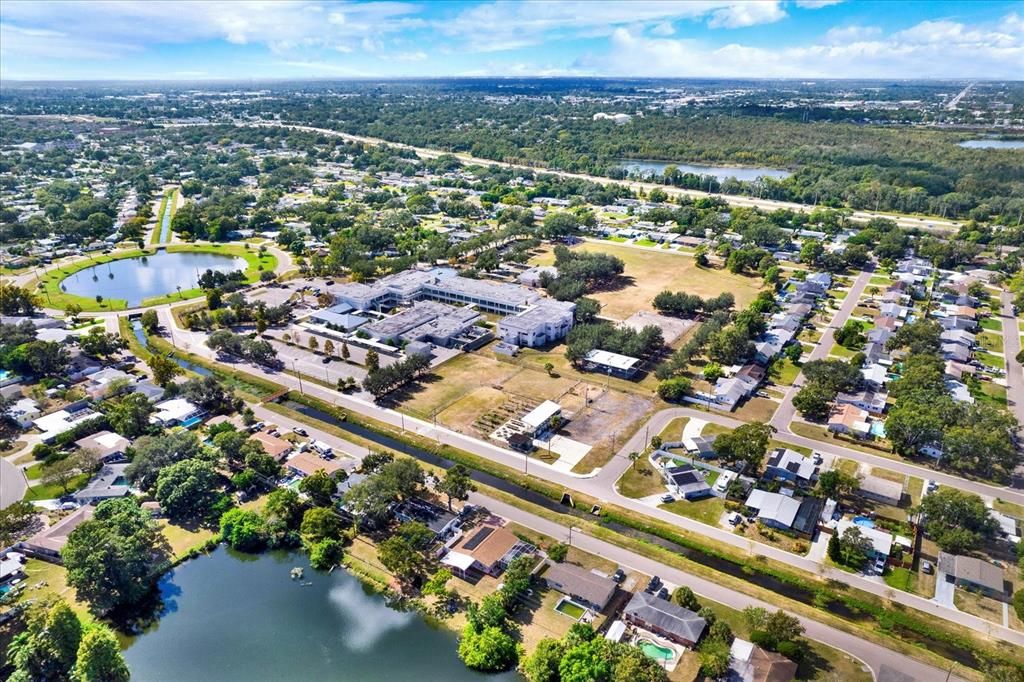 For Sale: $524,900 (4 beds, 2 baths, 1564 Square Feet)