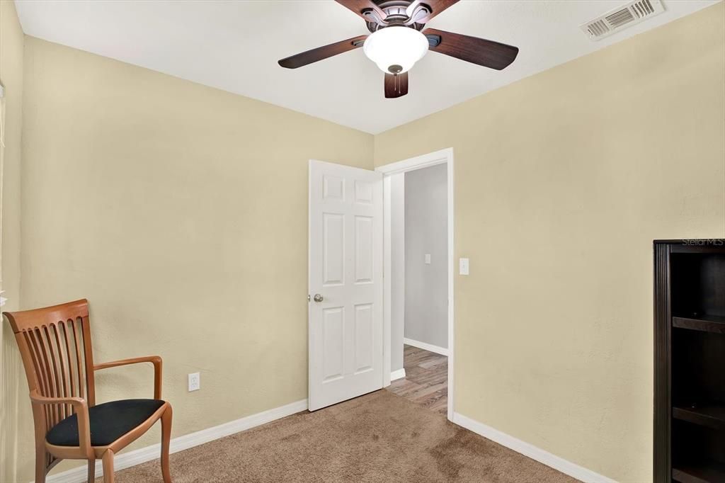 For Sale: $524,900 (4 beds, 2 baths, 1564 Square Feet)