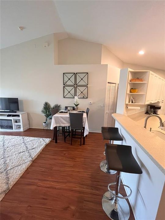 For Rent: $1,850 (3 beds, 2 baths, 1442 Square Feet)