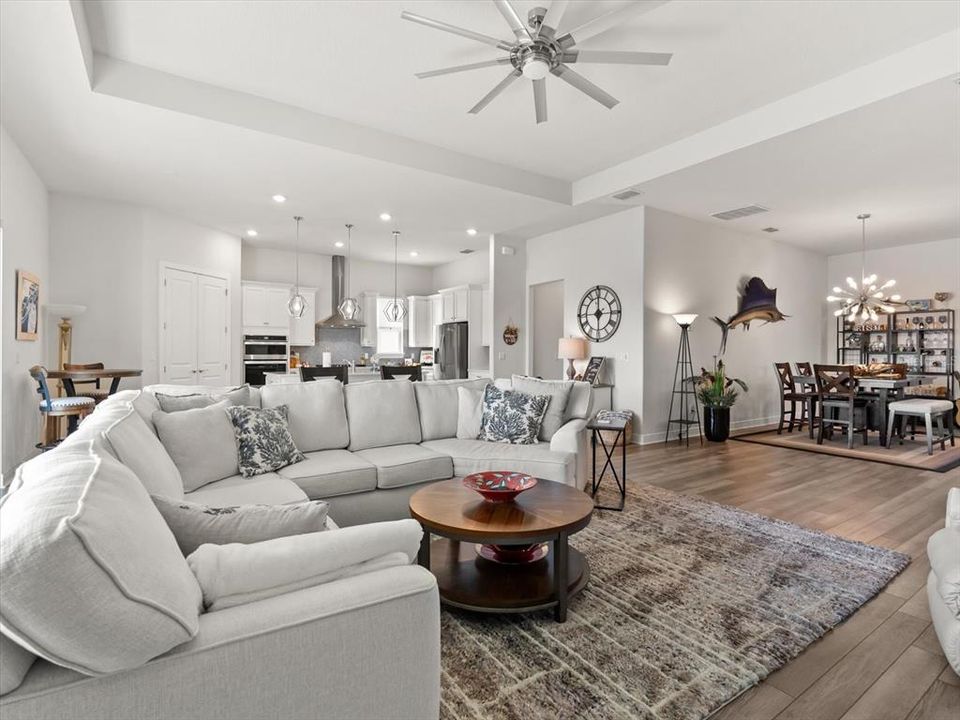 For Sale: $1,150,000 (3 beds, 3 baths, 2743 Square Feet)