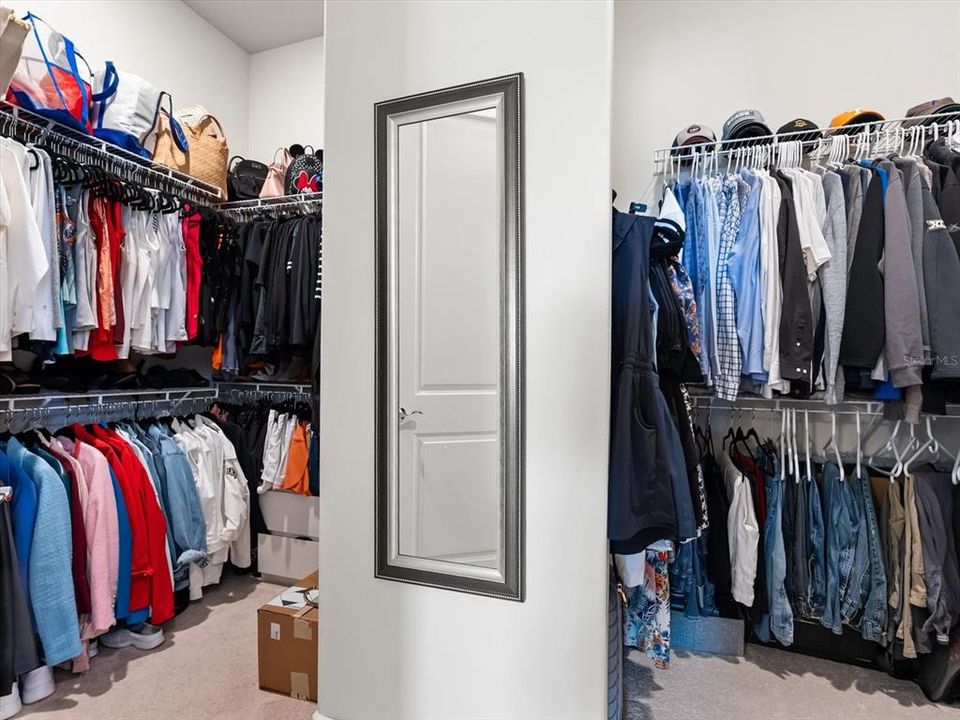 For Sale: $1,150,000 (3 beds, 3 baths, 2743 Square Feet)