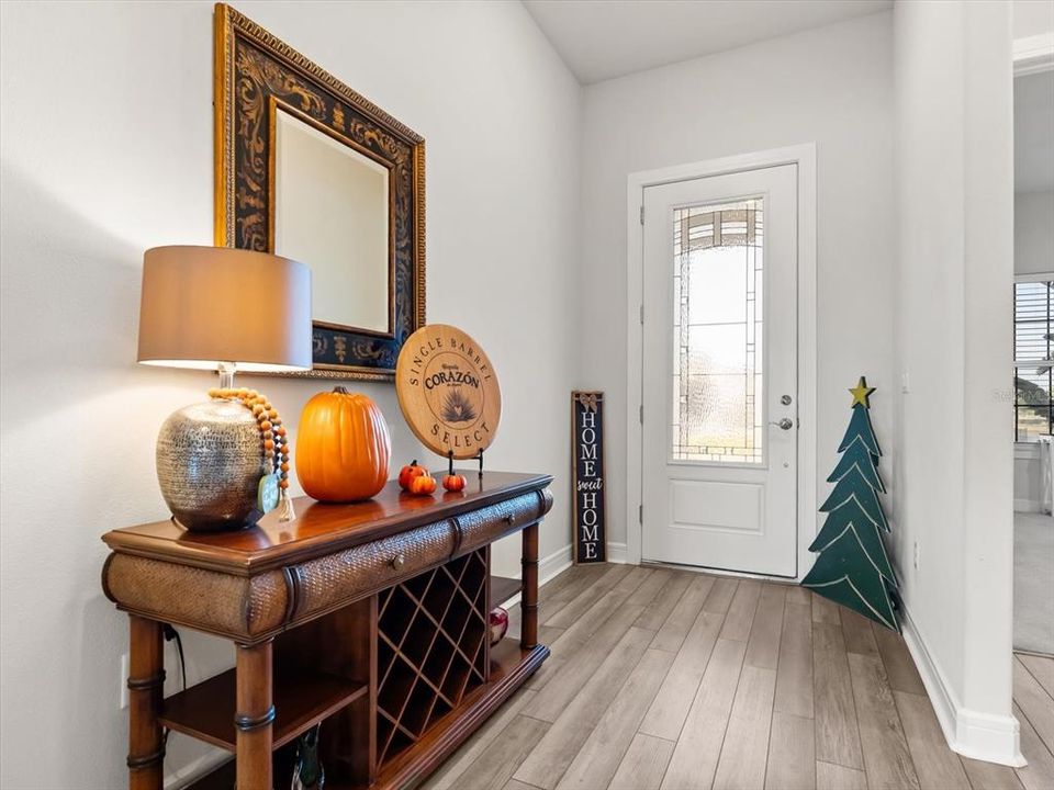 For Sale: $1,150,000 (3 beds, 3 baths, 2743 Square Feet)