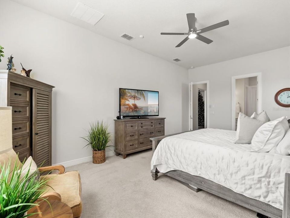 For Sale: $1,150,000 (3 beds, 3 baths, 2743 Square Feet)