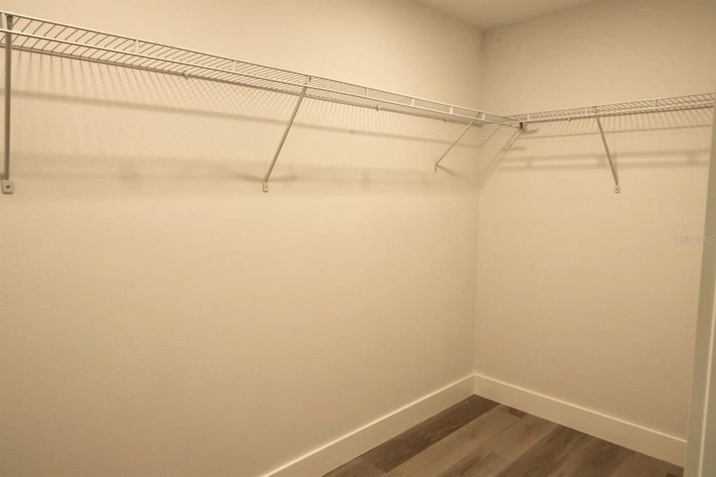 For Rent: $2,250 (3 beds, 2 baths, 1448 Square Feet)