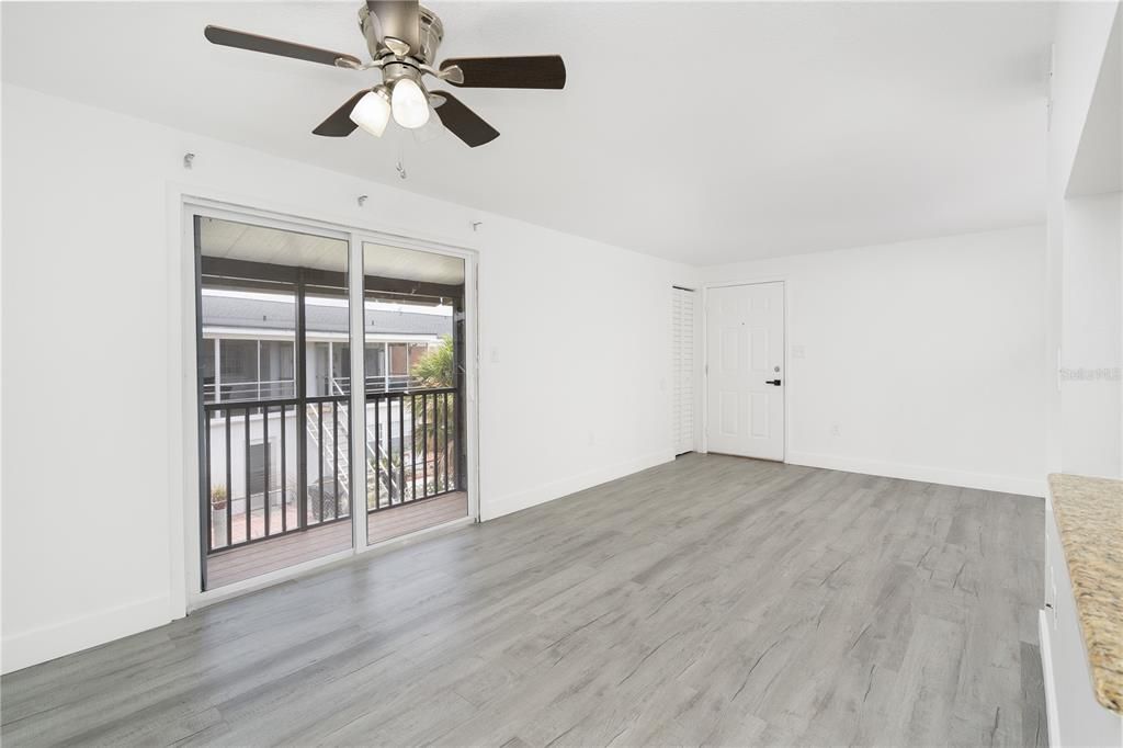 For Rent: $1,500 (2 beds, 2 baths, 960 Square Feet)