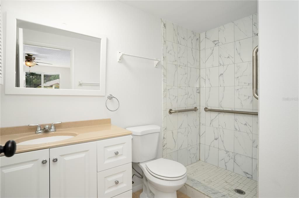 For Rent: $1,500 (2 beds, 2 baths, 960 Square Feet)