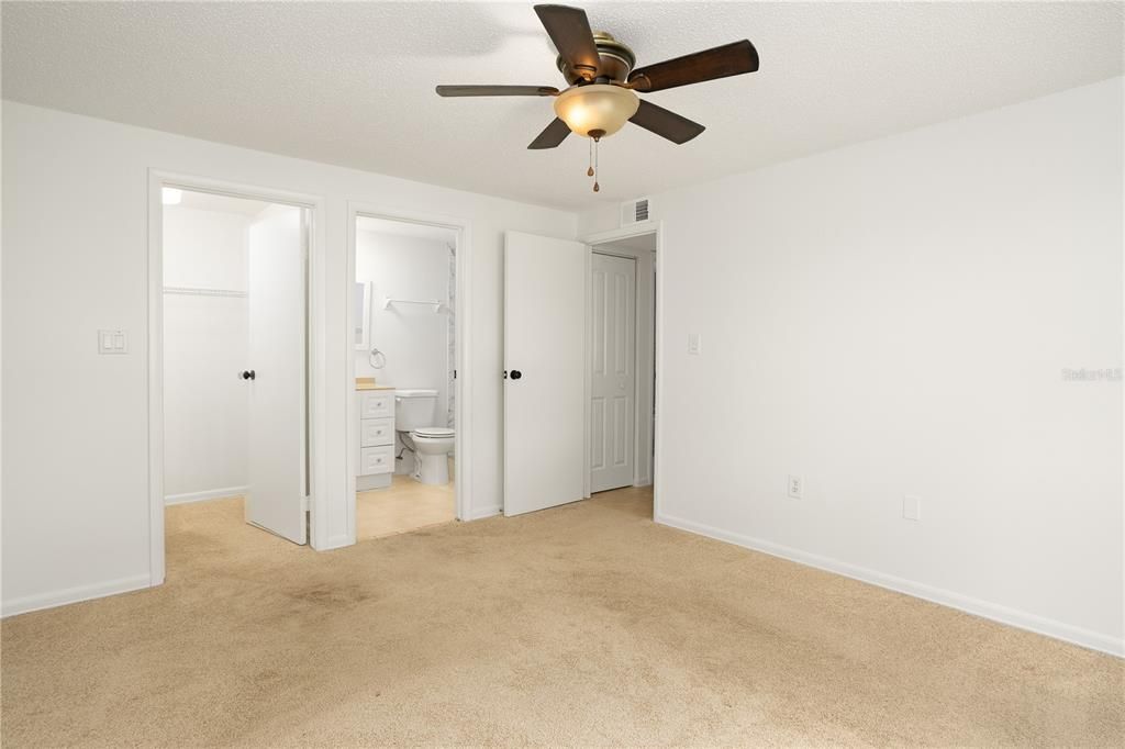 For Rent: $1,500 (2 beds, 2 baths, 960 Square Feet)