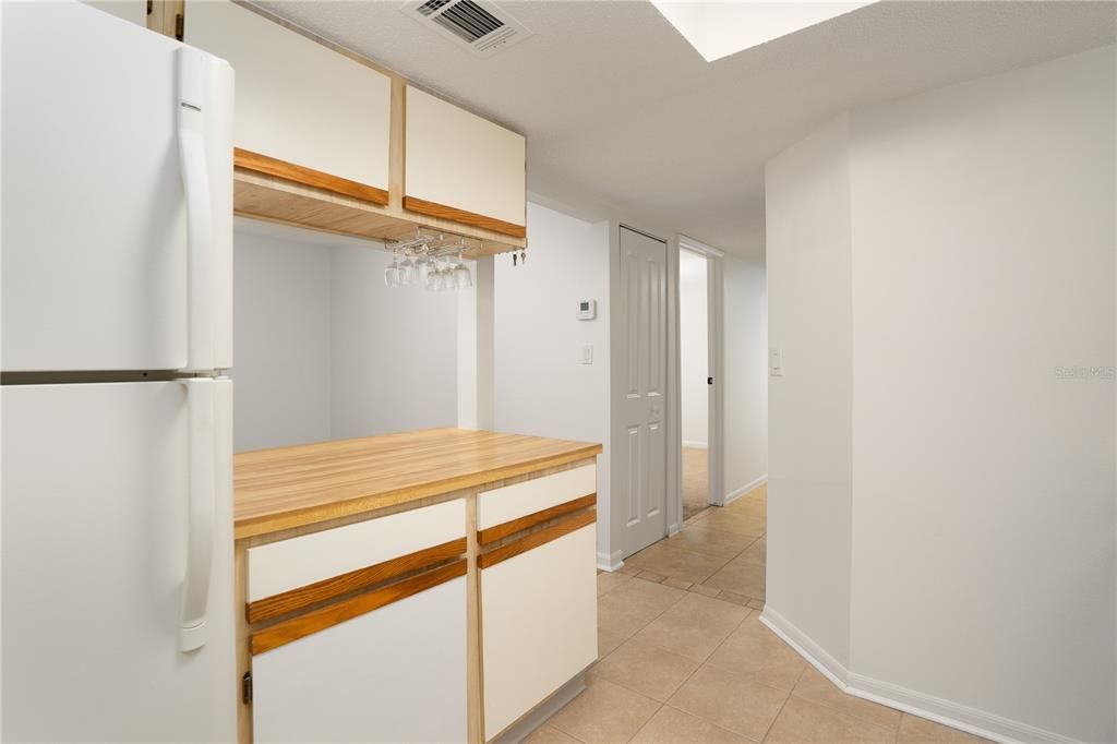 For Rent: $1,500 (2 beds, 2 baths, 960 Square Feet)