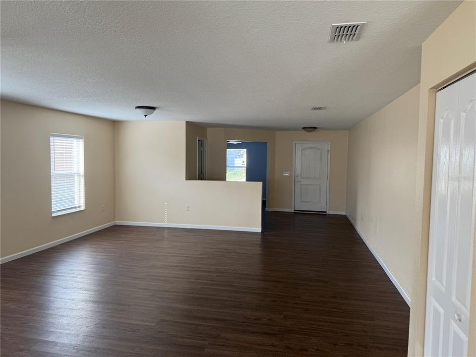 В аренду: $2,995 (4 спален, 3 ванн, 3628 Квадратных фут)