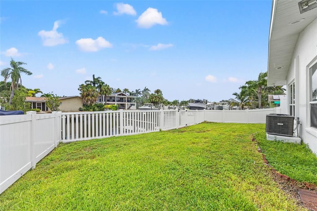 Activo con contrato: $4,900 (3 camas, 3 baños, 2617 Pies cuadrados)