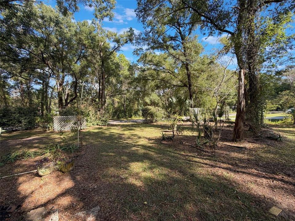 Activo con contrato: $279,900 (3 camas, 2 baños, 1512 Pies cuadrados)