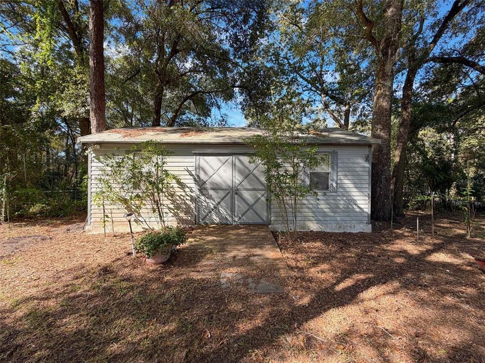 Activo con contrato: $279,900 (3 camas, 2 baños, 1512 Pies cuadrados)