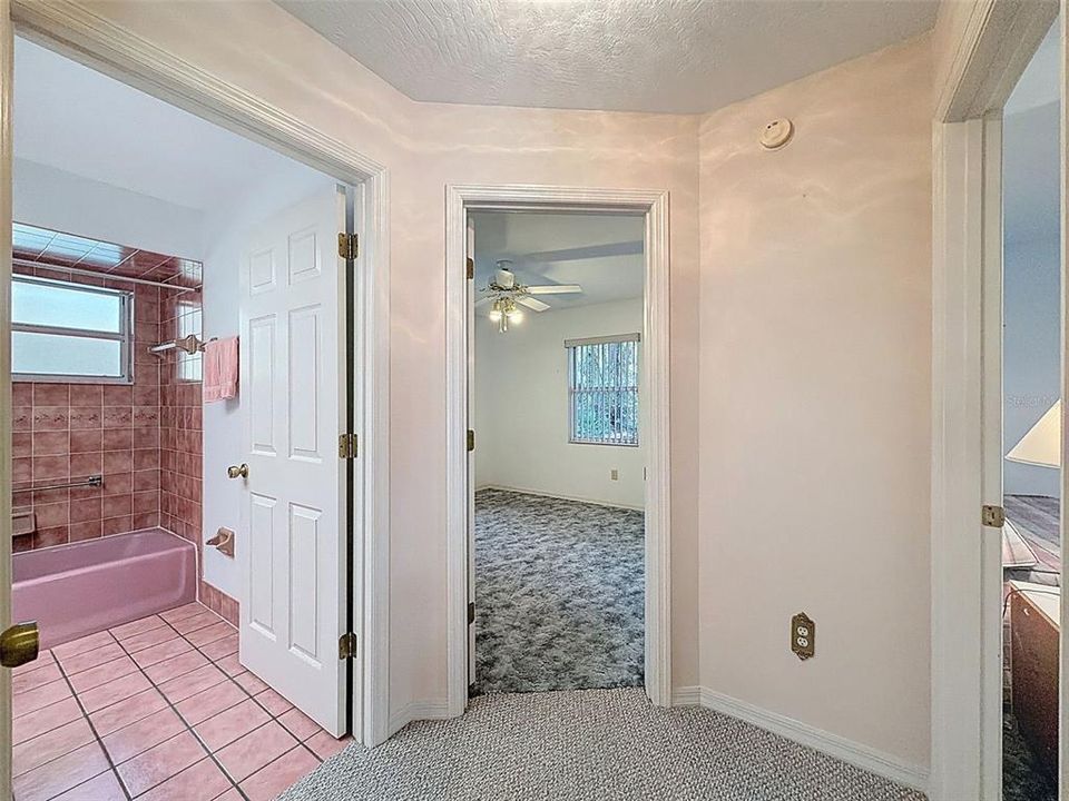 Activo con contrato: $279,900 (3 camas, 2 baños, 1512 Pies cuadrados)