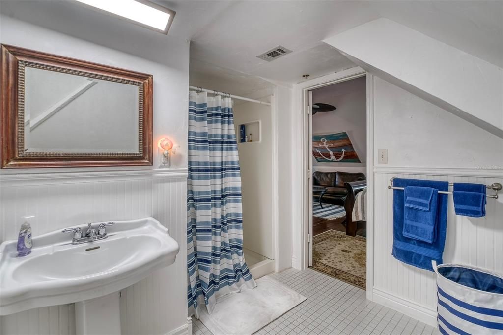 For Sale: $995,000 (0 beds, 0 baths, 4964 Square Feet)