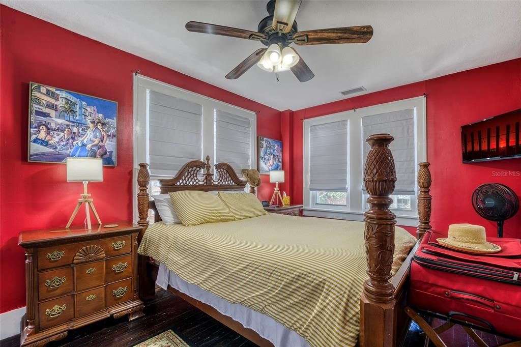 For Sale: $995,000 (0 beds, 0 baths, 4964 Square Feet)