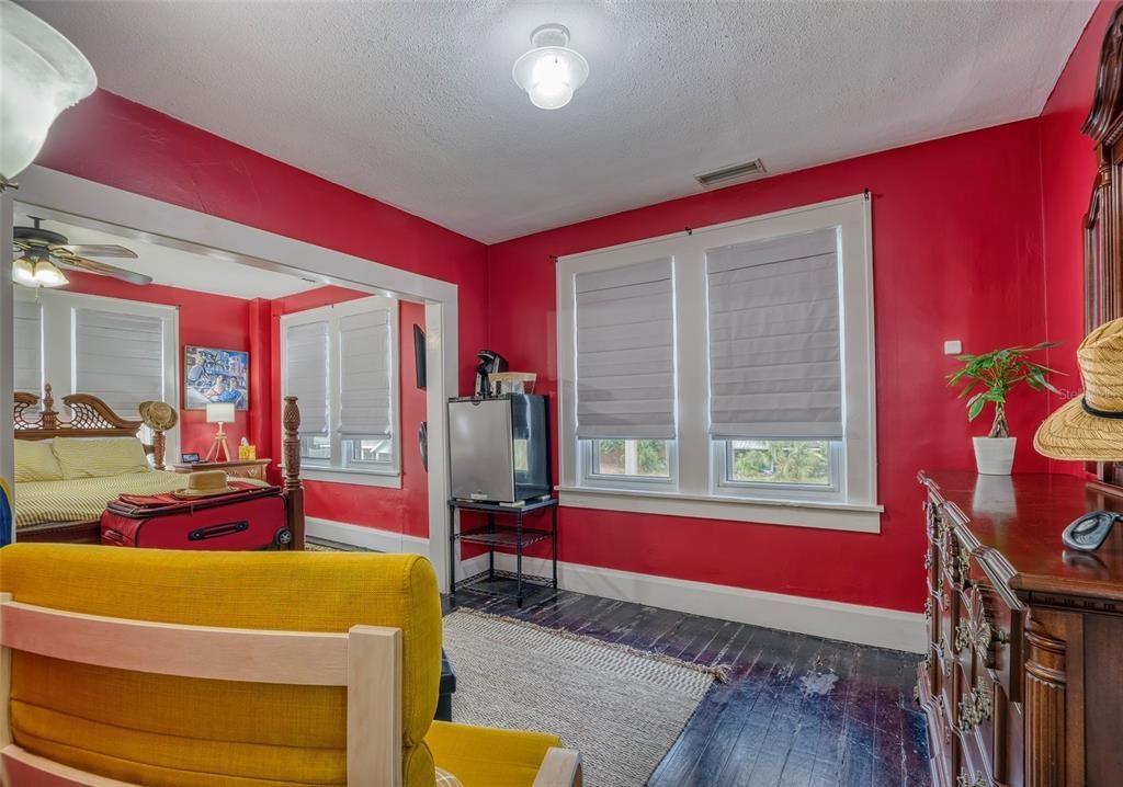 For Sale: $995,000 (0 beds, 0 baths, 4964 Square Feet)