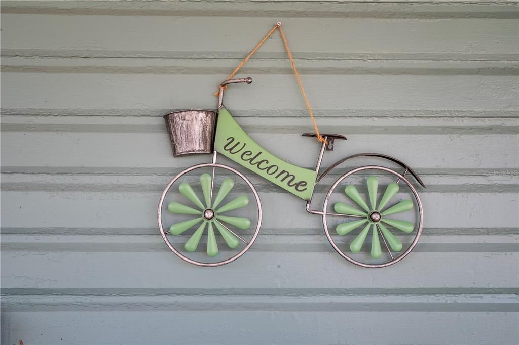 For Sale: $995,000 (0 beds, 0 baths, 4964 Square Feet)