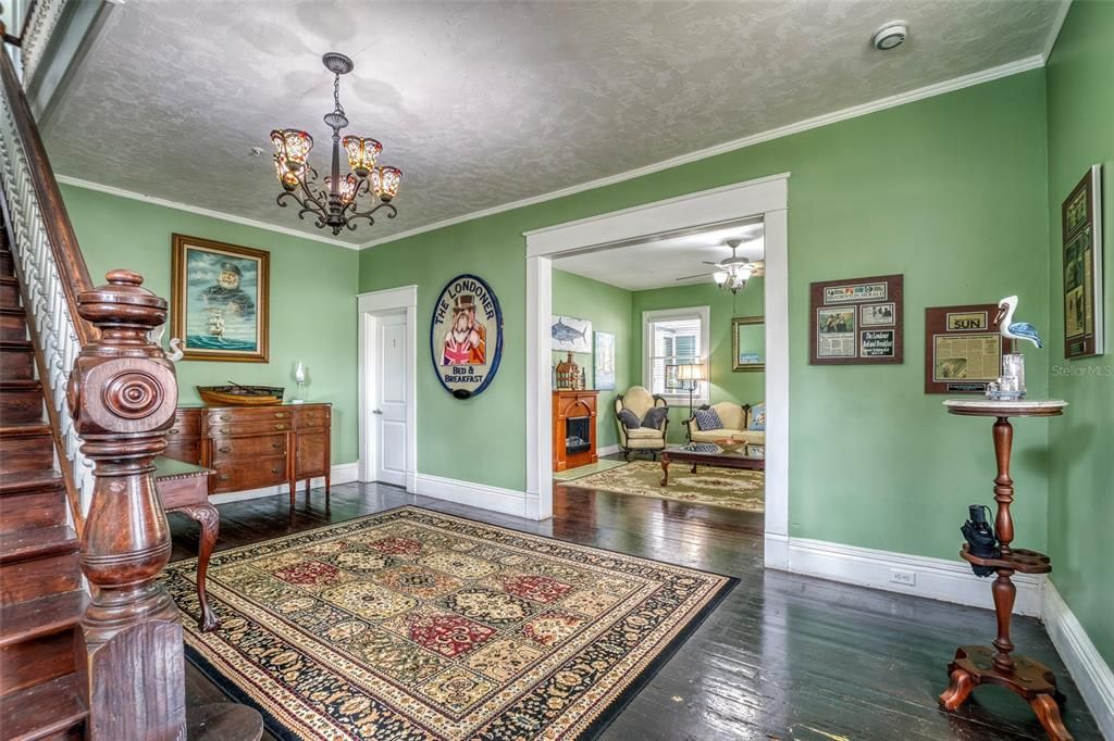 For Sale: $995,000 (0 beds, 0 baths, 4964 Square Feet)