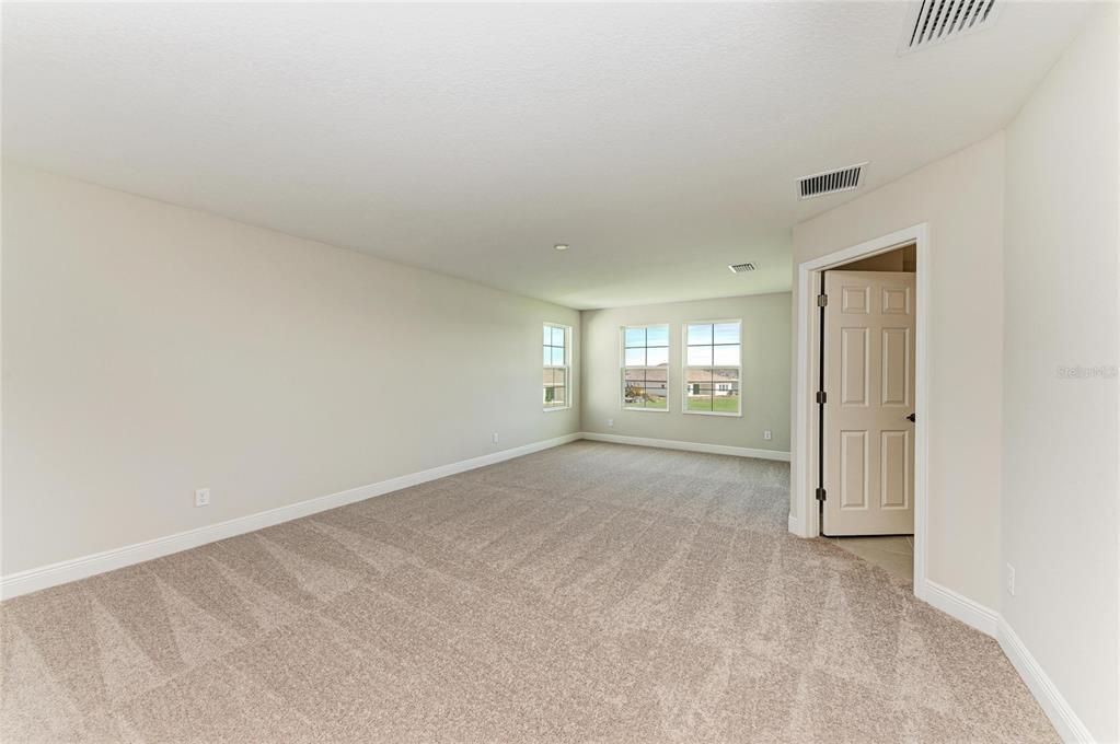 For Sale: $645,583 (5 beds, 3 baths, 3336 Square Feet)