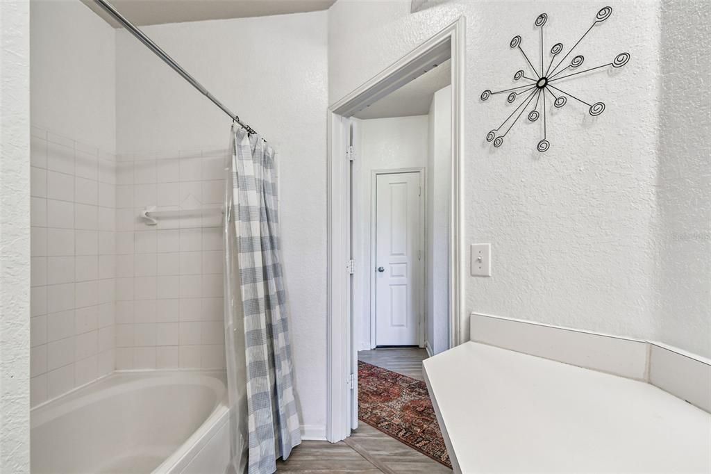 待售: $183,416 (2 贝兹, 2 浴室, 1089 平方英尺)