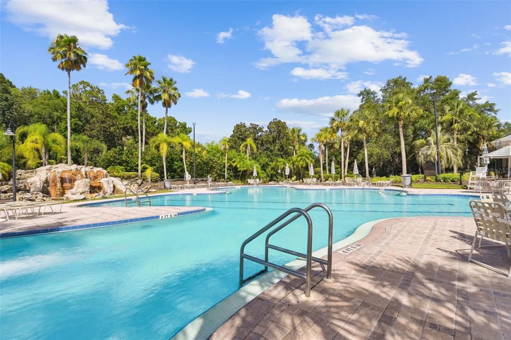 待售: $183,416 (2 贝兹, 2 浴室, 1089 平方英尺)