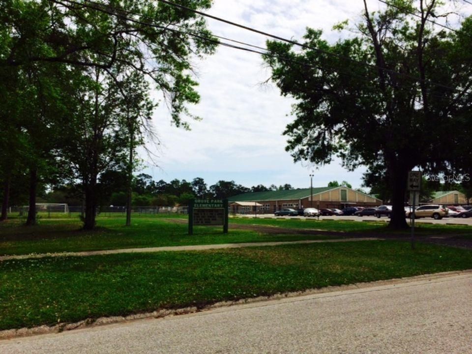 В аренду: $900 (3 спален, 2 ванн, 1548 Квадратных фут)