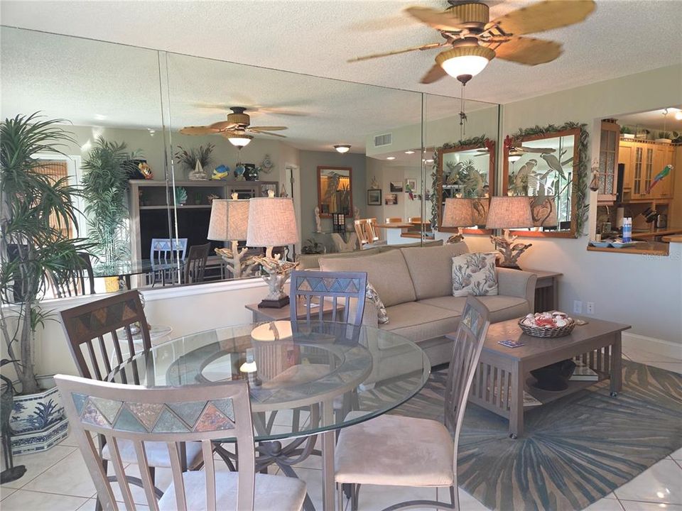 For Rent: $3,750 (2 beds, 2 baths, 835 Square Feet)