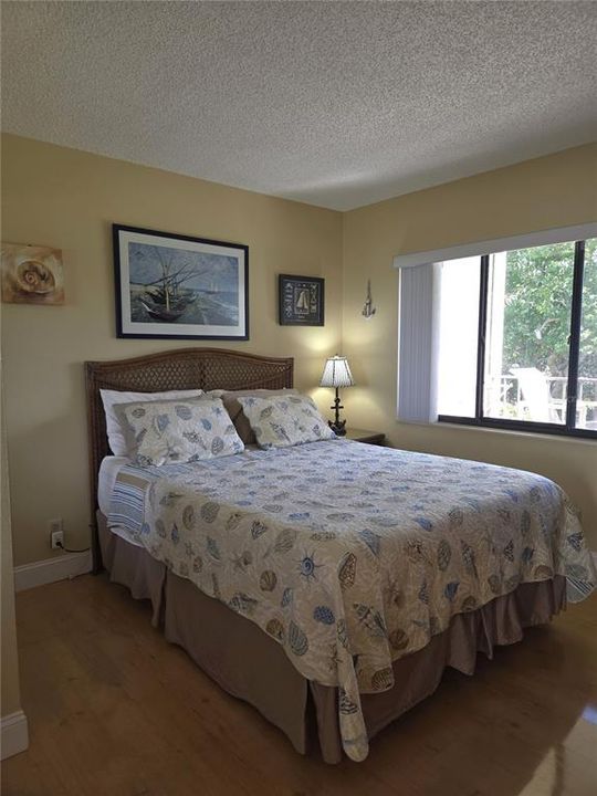 For Rent: $3,750 (2 beds, 2 baths, 835 Square Feet)