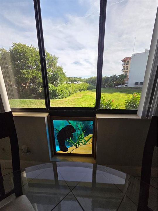 For Rent: $3,750 (2 beds, 2 baths, 835 Square Feet)