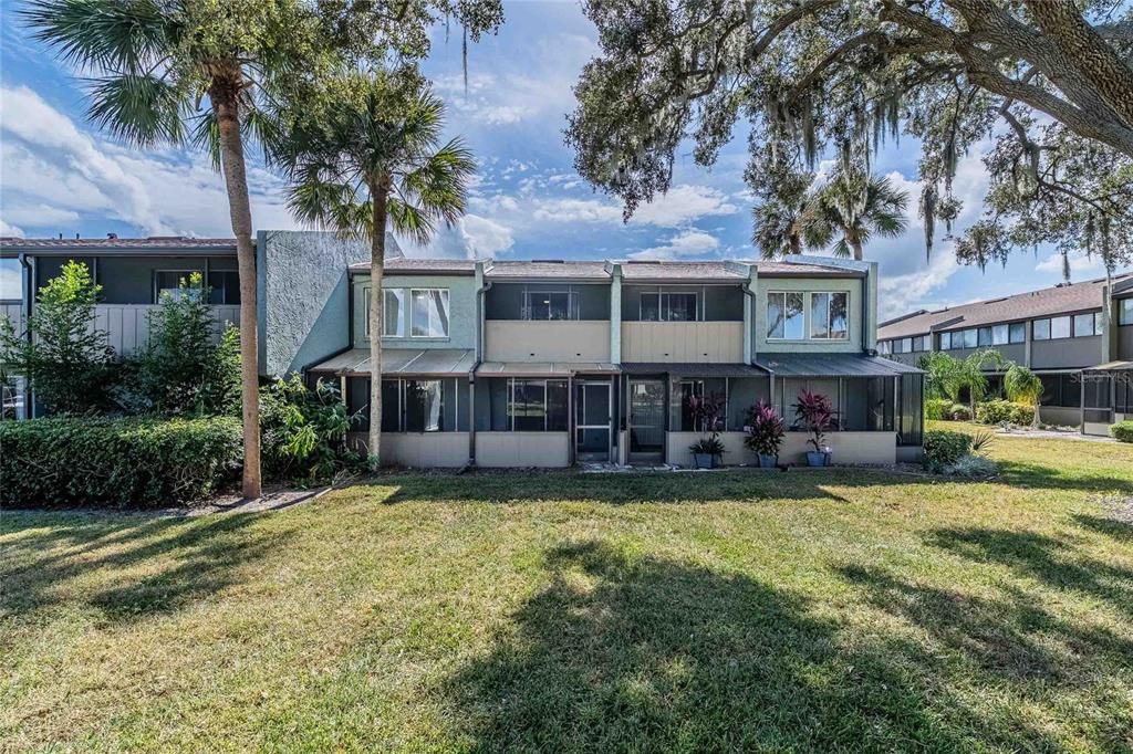 待售: $199,000 (2 贝兹, 2 浴室, 1229 平方英尺)