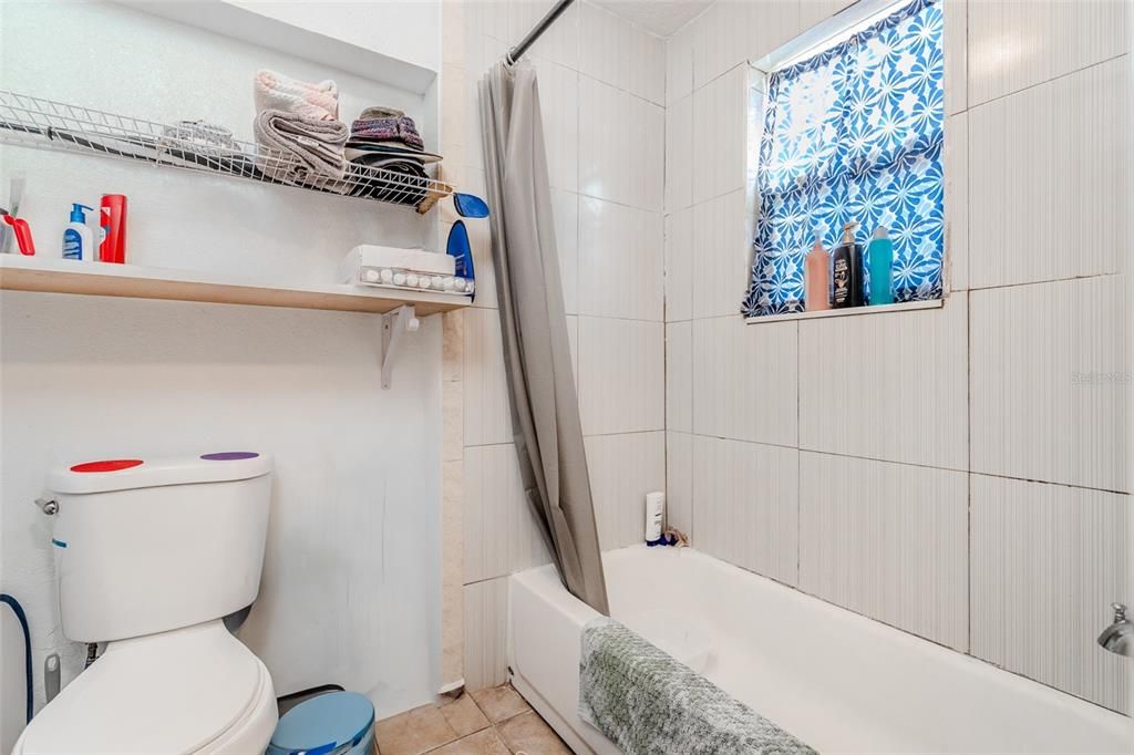 For Sale: $349,000 (4 beds, 3 baths, 1630 Square Feet)