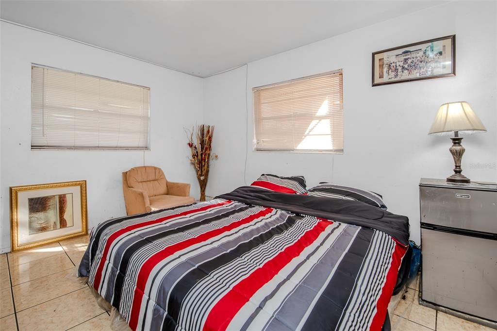 For Sale: $349,000 (4 beds, 3 baths, 1630 Square Feet)