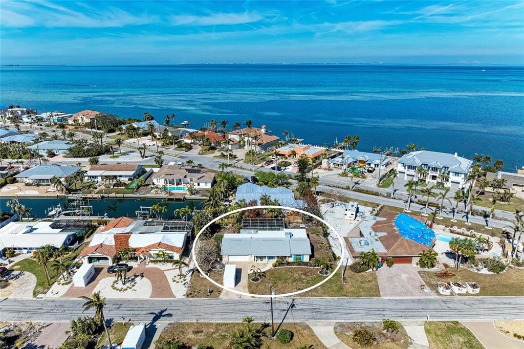 Activo con contrato: $725,000 (2 camas, 2 baños, 1506 Pies cuadrados)