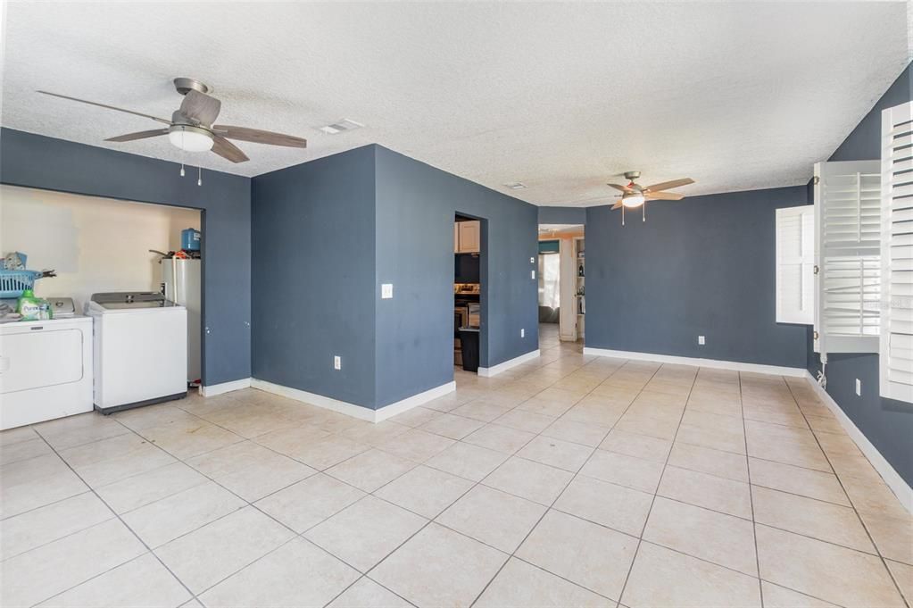 待售: $204,990 (4 贝兹, 2 浴室, 1796 平方英尺)