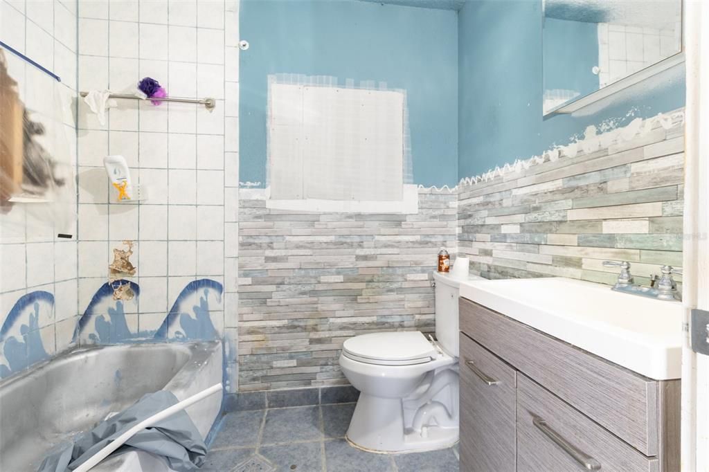 待售: $204,990 (4 贝兹, 2 浴室, 1796 平方英尺)