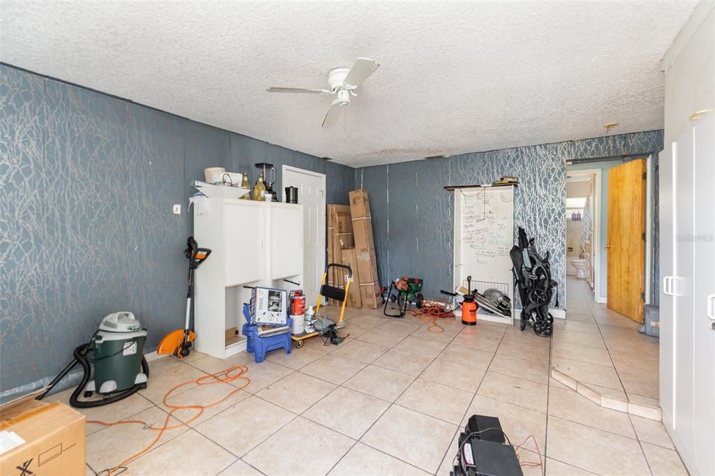 待售: $204,990 (4 贝兹, 2 浴室, 1796 平方英尺)