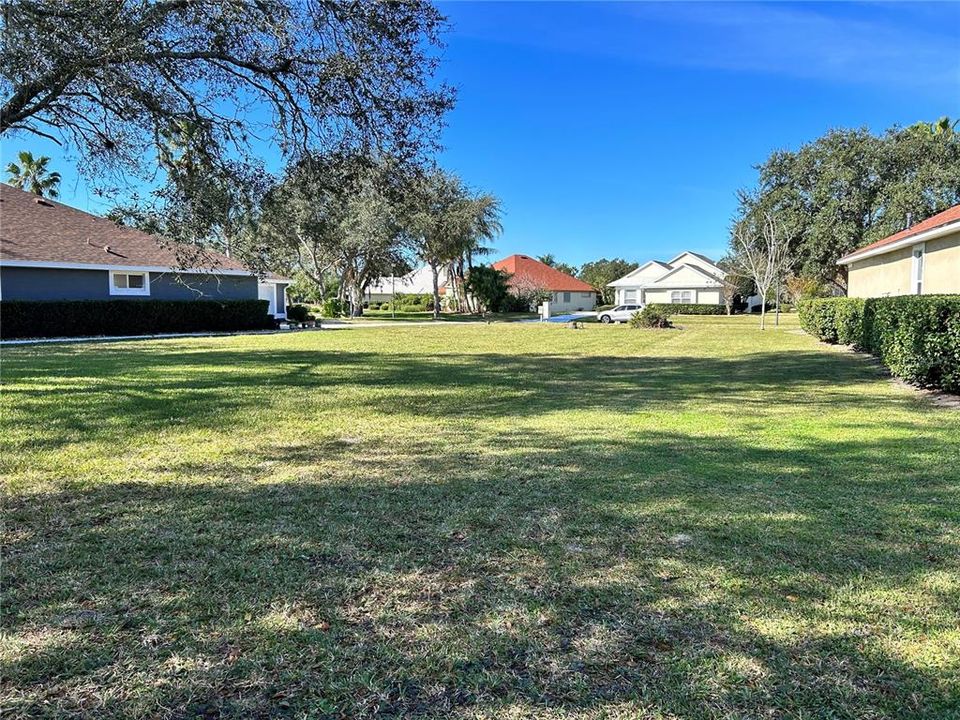 待售: $129,900 (0.23 acres)