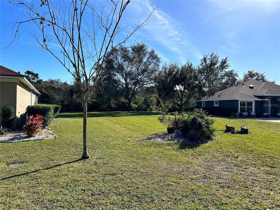 待售: $129,900 (0.23 acres)