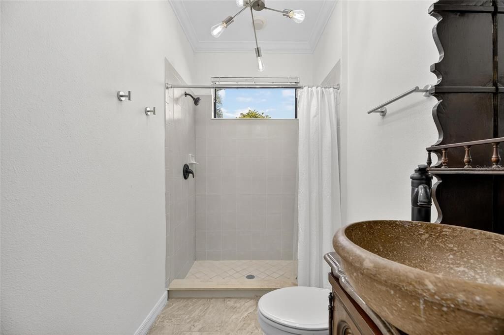 En Venta: $269,000 (2 camas, 2 baños, 1461 Pies cuadrados)