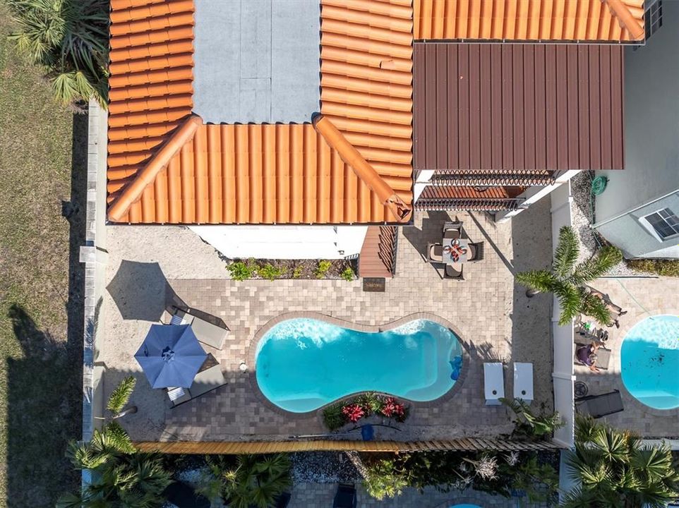 For Sale: $1,600,000 (4 beds, 4 baths, 3088 Square Feet)