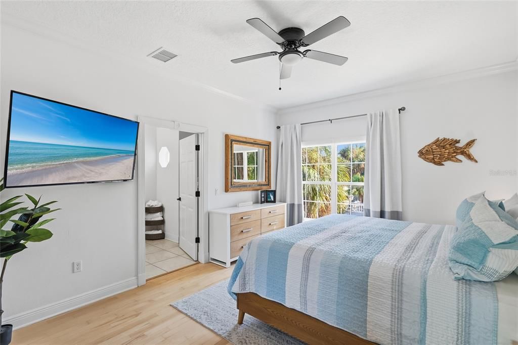 For Sale: $1,600,000 (4 beds, 4 baths, 3088 Square Feet)