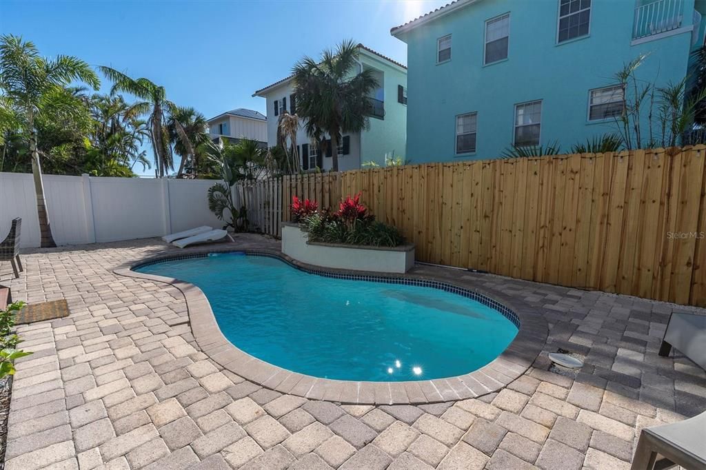 For Sale: $1,600,000 (4 beds, 4 baths, 3088 Square Feet)