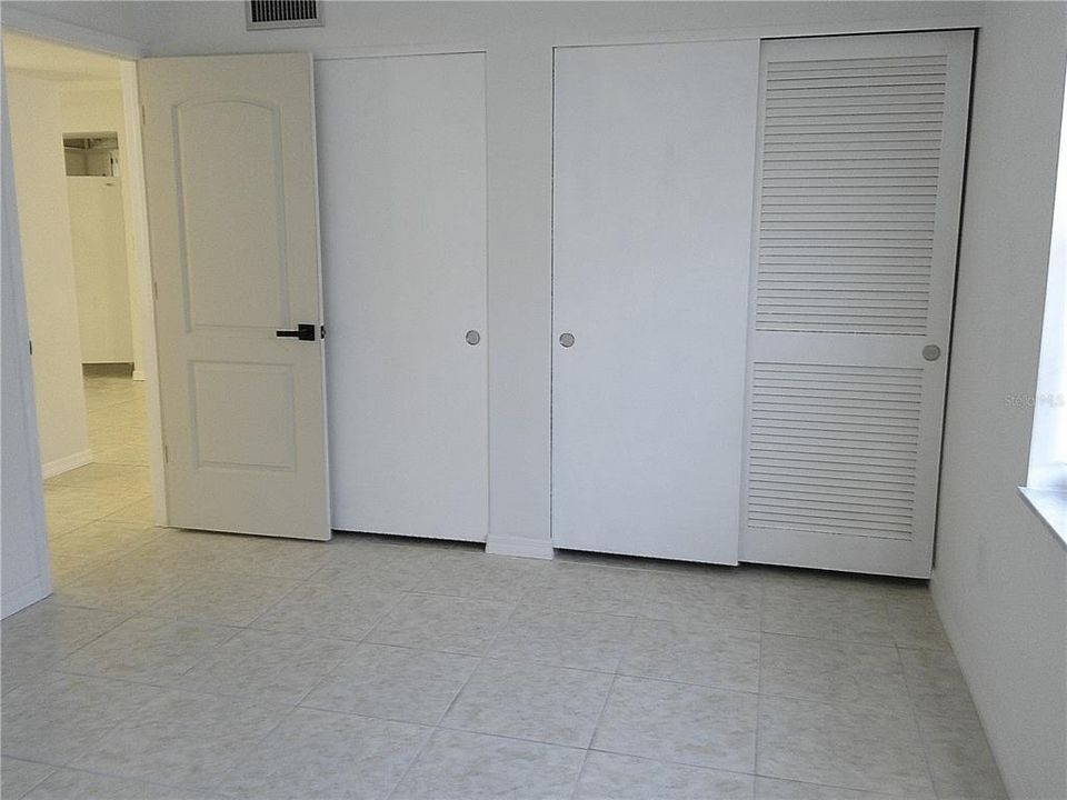 For Rent: $1,200 (2 beds, 2 baths, 919 Square Feet)