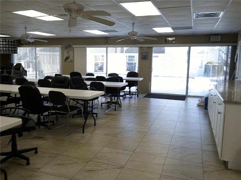 For Rent: $1,200 (2 beds, 2 baths, 919 Square Feet)