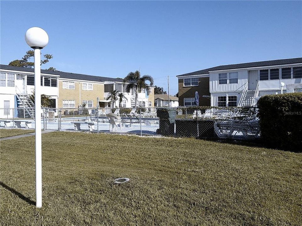 For Rent: $1,200 (2 beds, 2 baths, 919 Square Feet)