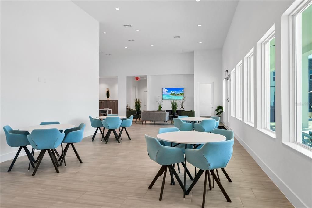 En Renta: $2,800 (4 camas, 4 baños, 2020 Pies cuadrados)