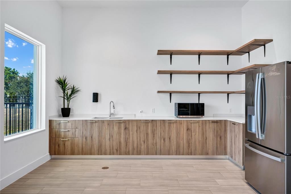 En Renta: $2,800 (4 camas, 4 baños, 2020 Pies cuadrados)