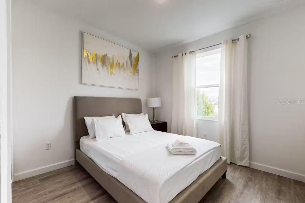 En Renta: $2,800 (4 camas, 4 baños, 2020 Pies cuadrados)