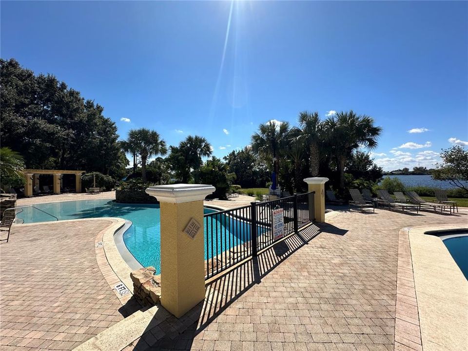 For Rent: $1,695 (2 beds, 2 baths, 1111 Square Feet)